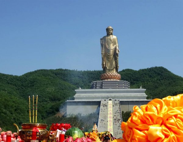 中國(guó)十大巨型佛像排行榜，中原大佛高208米