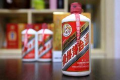 中國十大醬香型白酒排名：茅臺(tái)酒、郎酒包攬前兩名